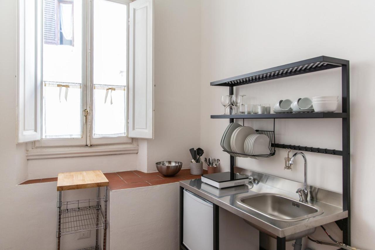 Unique Gem In Piazza Duomo Apartment Firenze Bagian luar foto