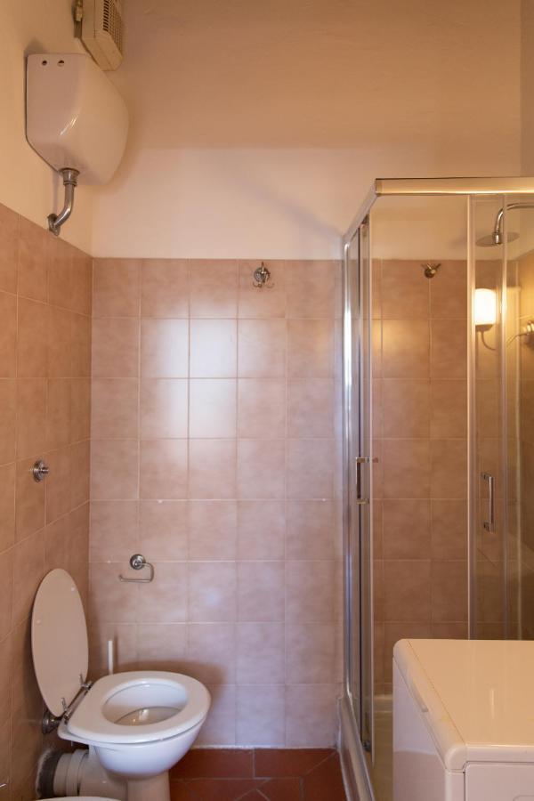 Unique Gem In Piazza Duomo Apartment Firenze Bagian luar foto